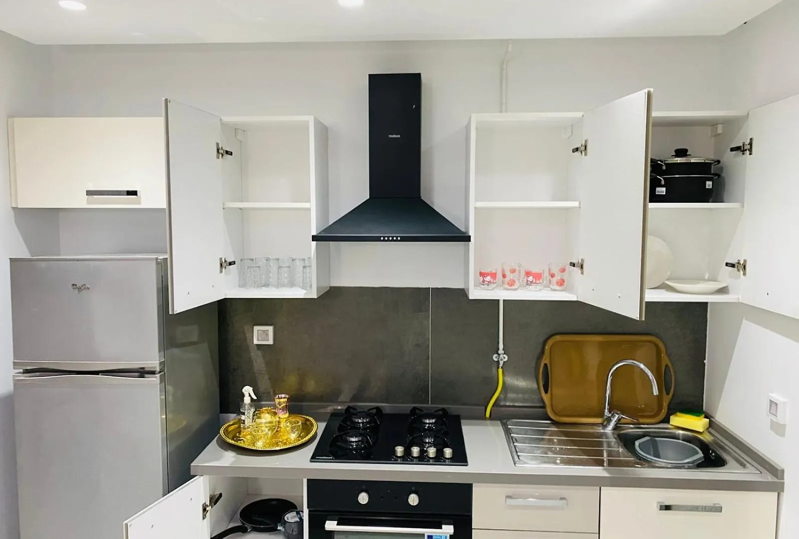 Location Appartement L'Aouina Тунис Тунис