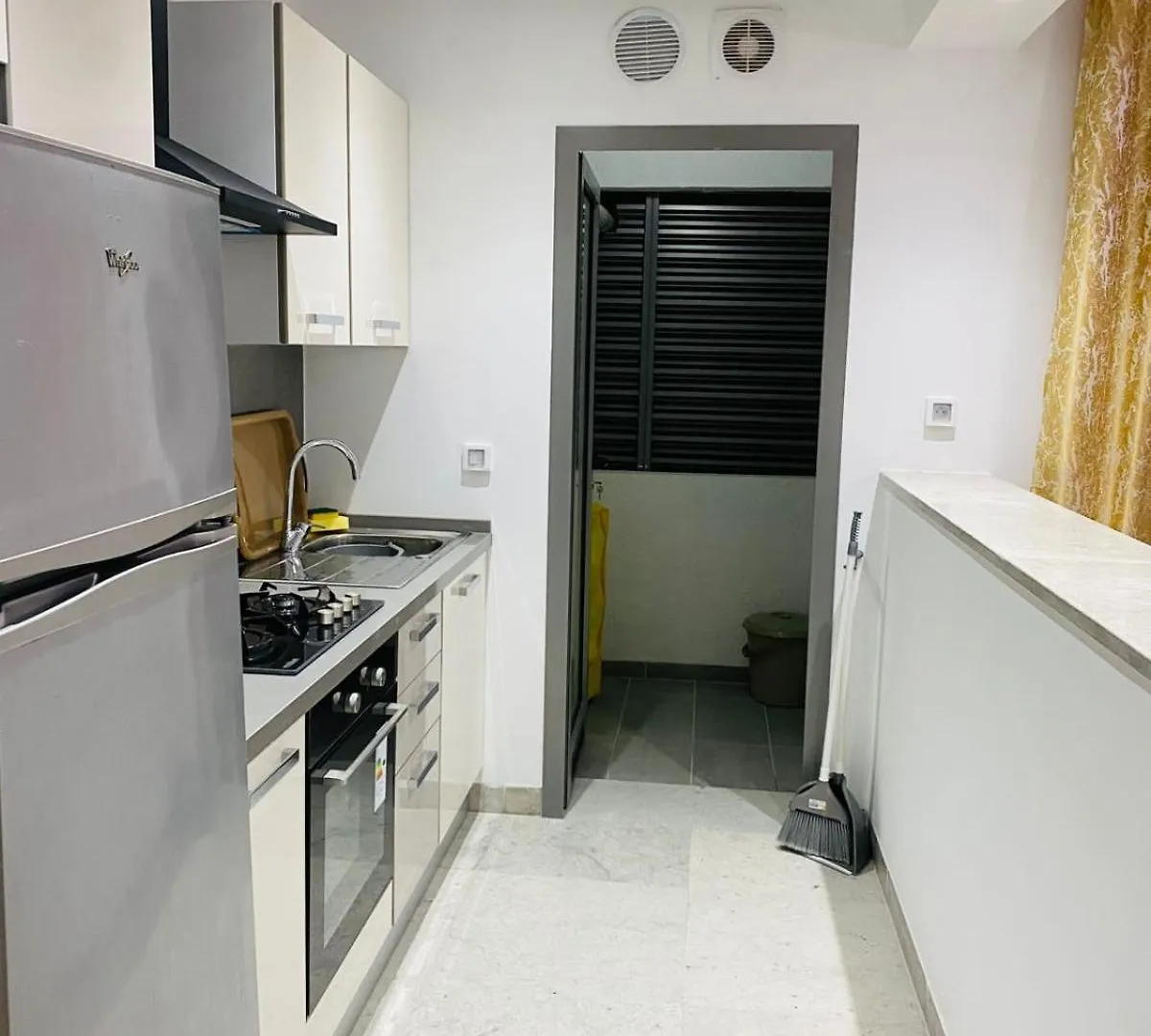 Location Appartement L'Aouina Тунис 0*,  Тунис